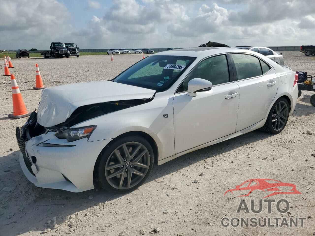 LEXUS IS 2016 - JTHBA1D20G5015956