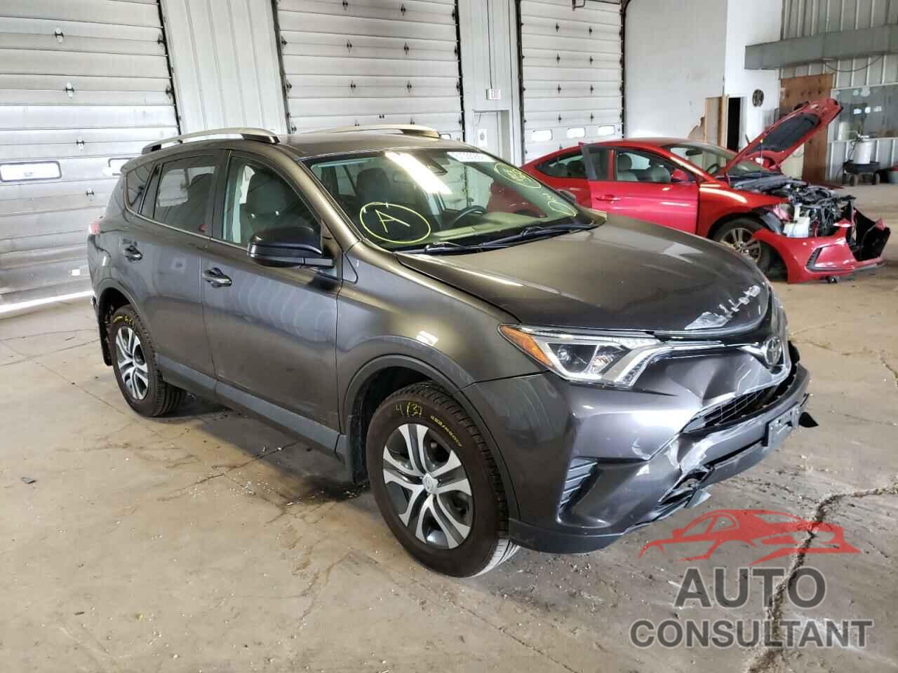 TOYOTA RAV4 2018 - JTMBFREV7JJ199561