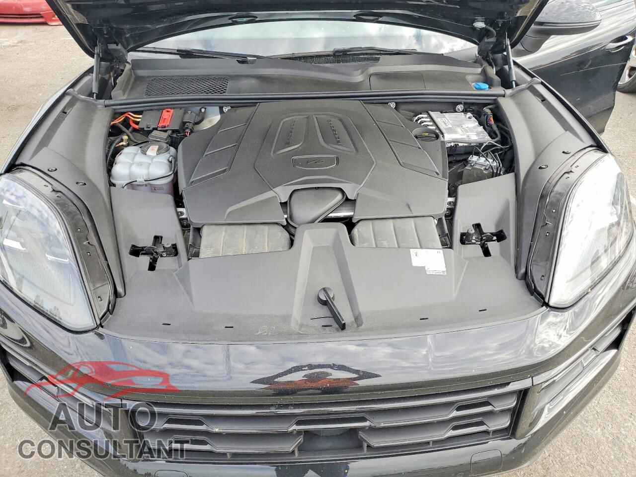 PORSCHE CAYENNE 2024 - WP1AA2AY6RDA03216