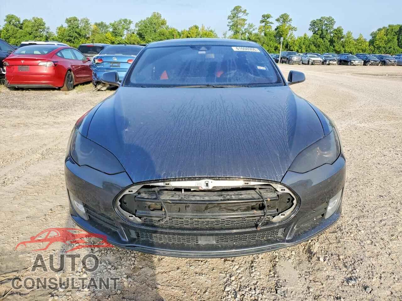 TESLA MODEL S 2016 - 5YJSA1E46GF136510