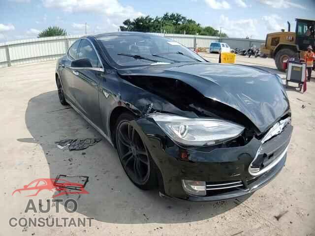 TESLA MODEL S 2013 - 5YJSA1CG3DFP08318