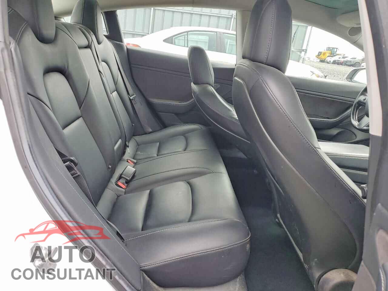 TESLA MODEL 3 2018 - 5YJ3E1EA1JF027975