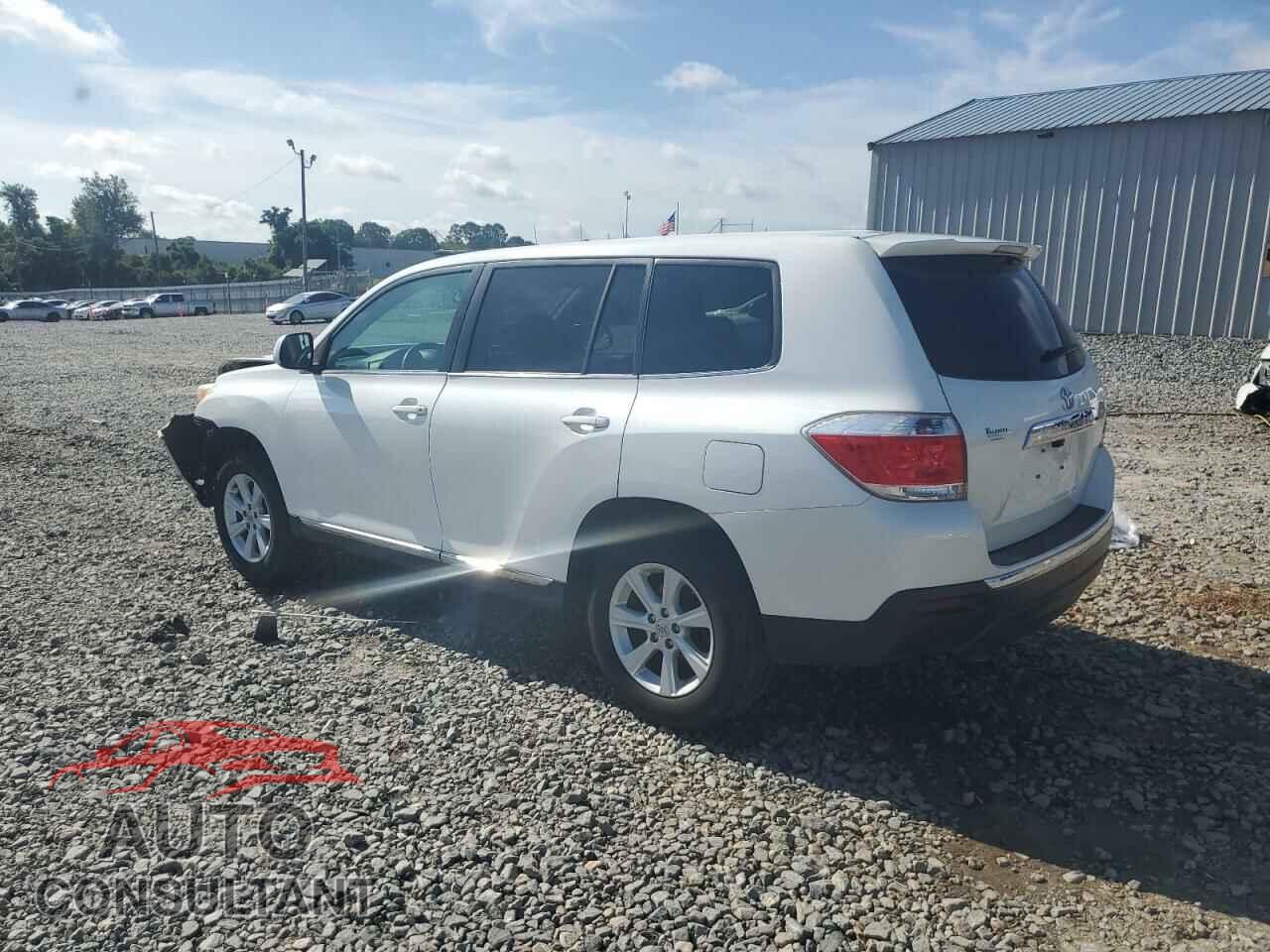TOYOTA HIGHLANDER 2013 - 5TDZA3EH8DS045890