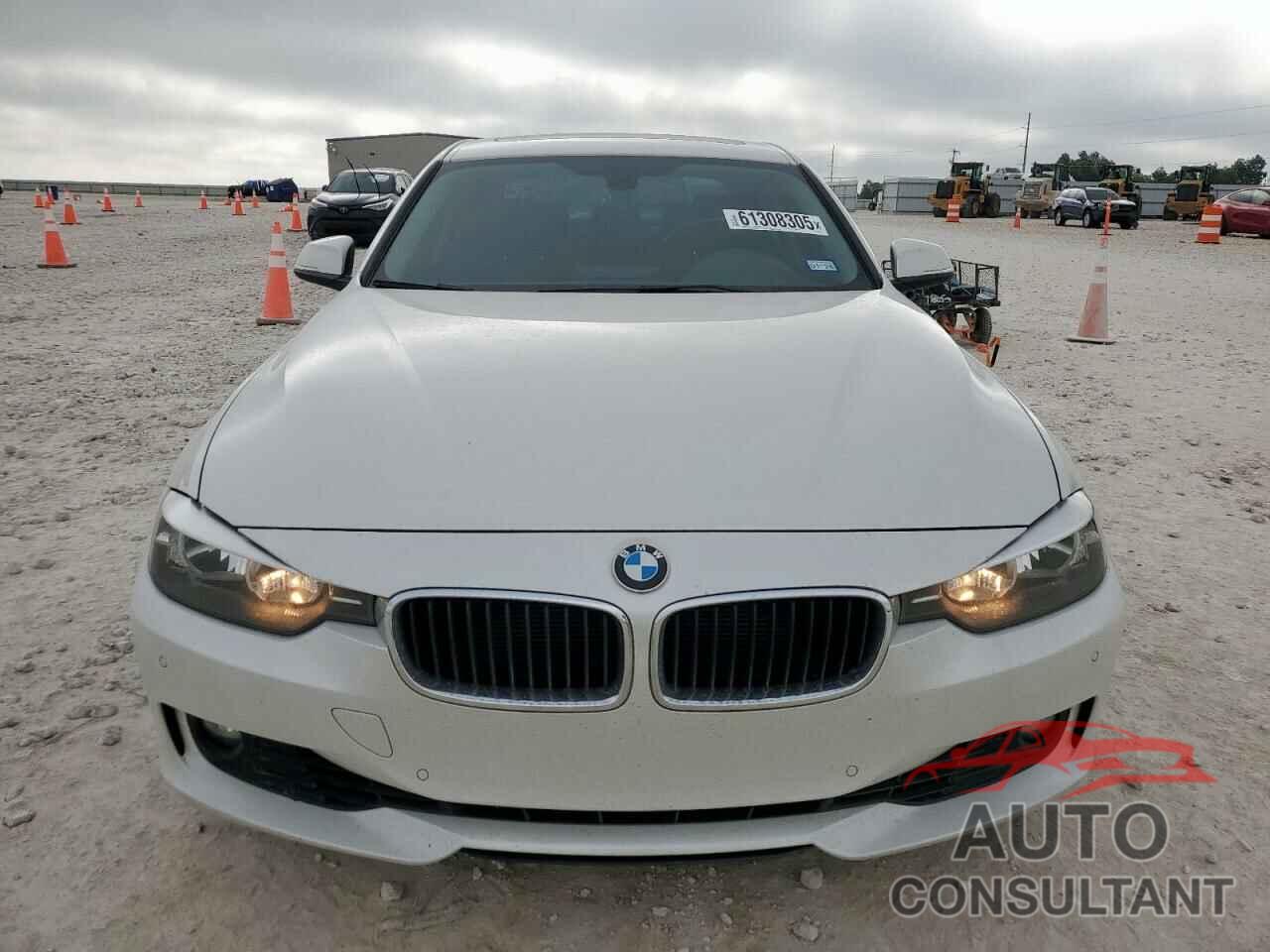 BMW 3 SERIES 2015 - WBA3A5G50FNS86613