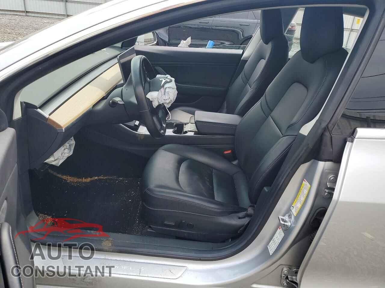 TESLA MODEL 3 2018 - 5YJ3E1EA7JF007956