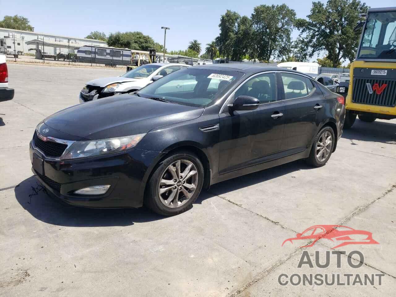 KIA OPTIMA 2011 - KNAGN4A73B5174229