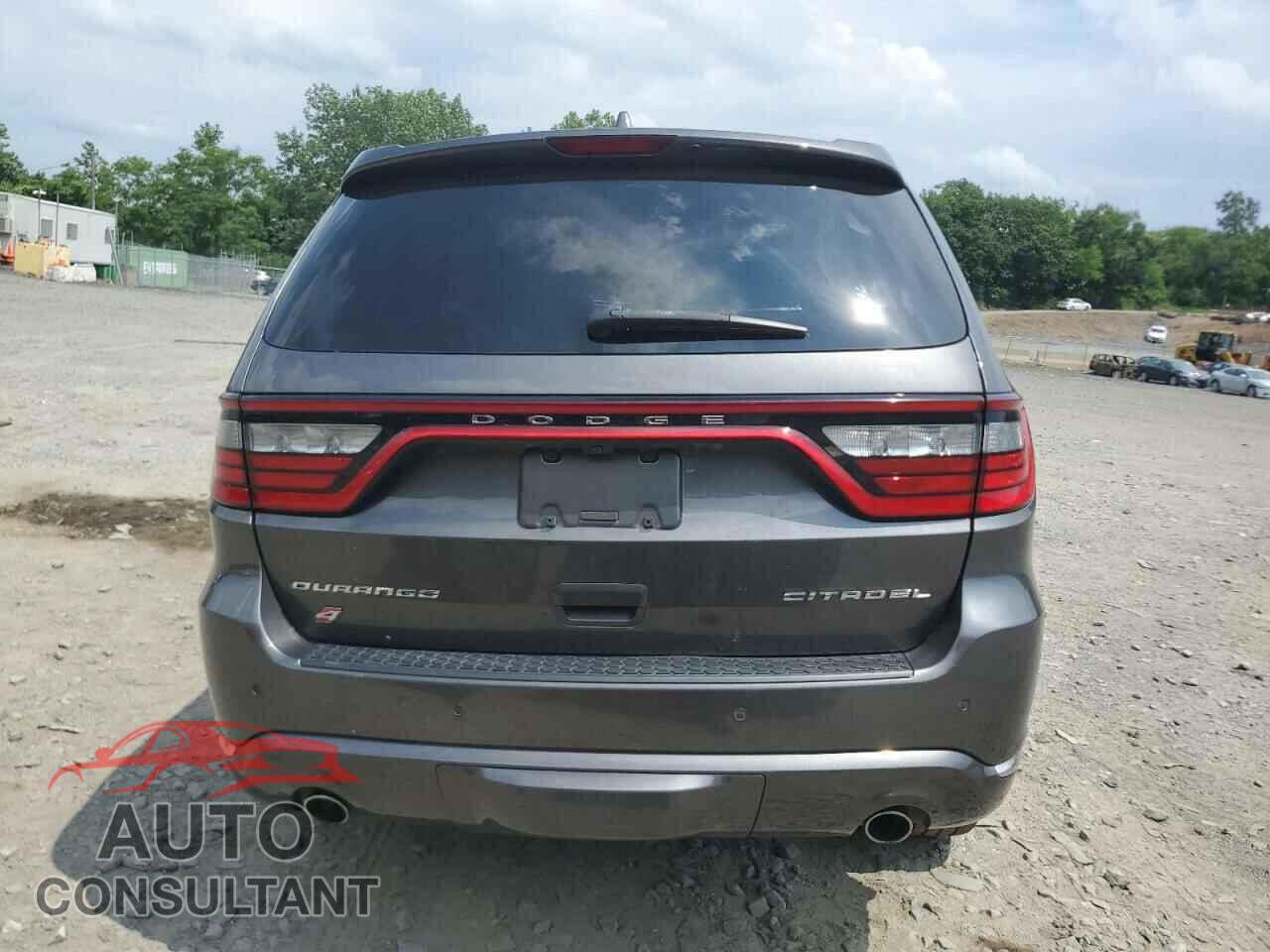 DODGE DURANGO 2018 - 1C4SDJET1JC219233