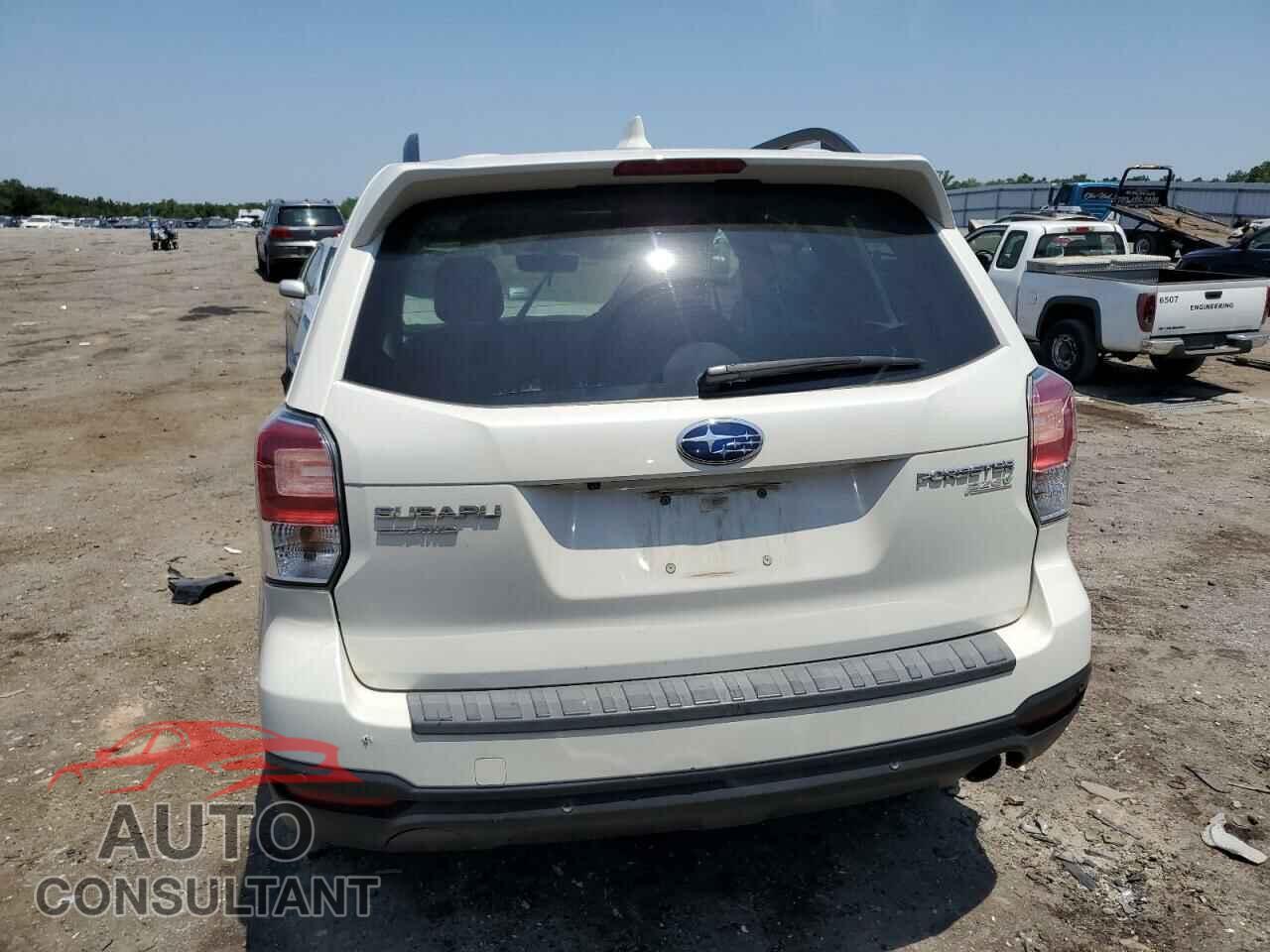 SUBARU FORESTER 2017 - JF2SJARC6HH433152