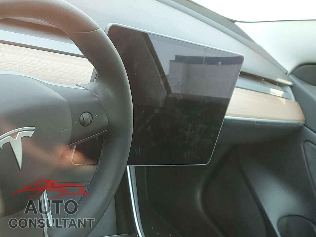 TESLA MODEL 3 2020 - 5YJ3E1EA7LF645241