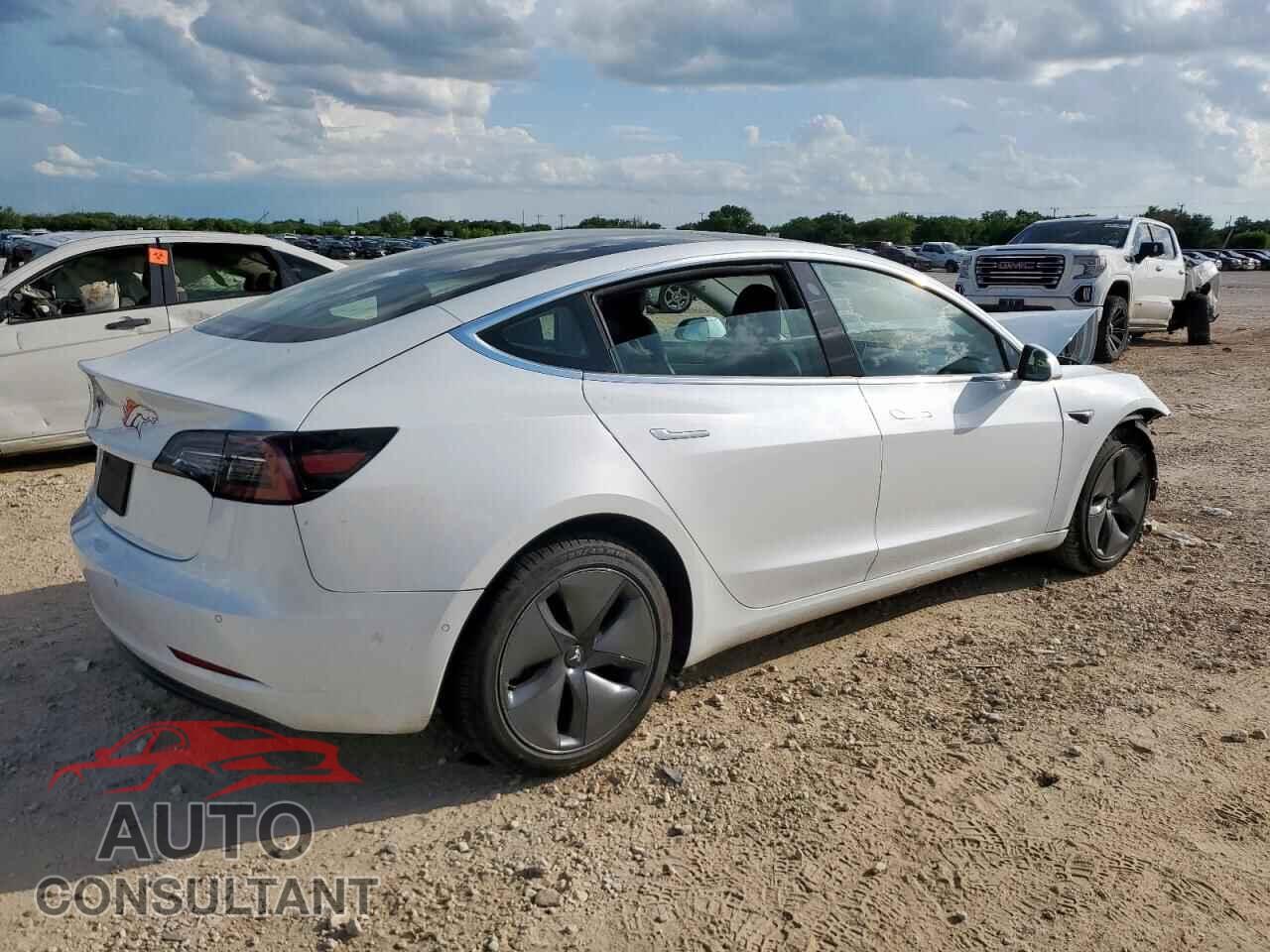 TESLA MODEL 3 2019 - 5YJ3E1EA2KF415928