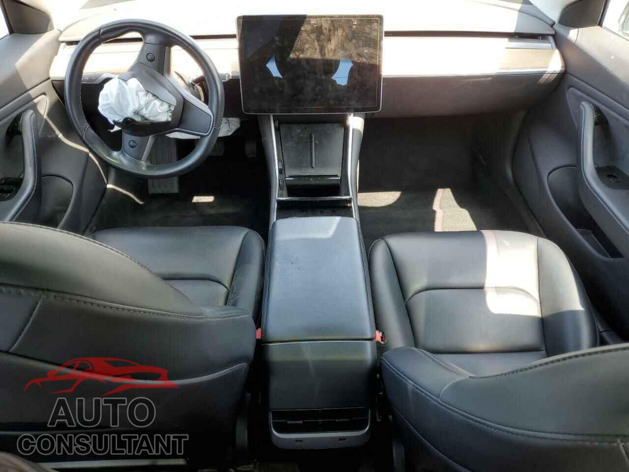 TESLA MODEL 3 2019 - 5YJ3E1EA0KF307064
