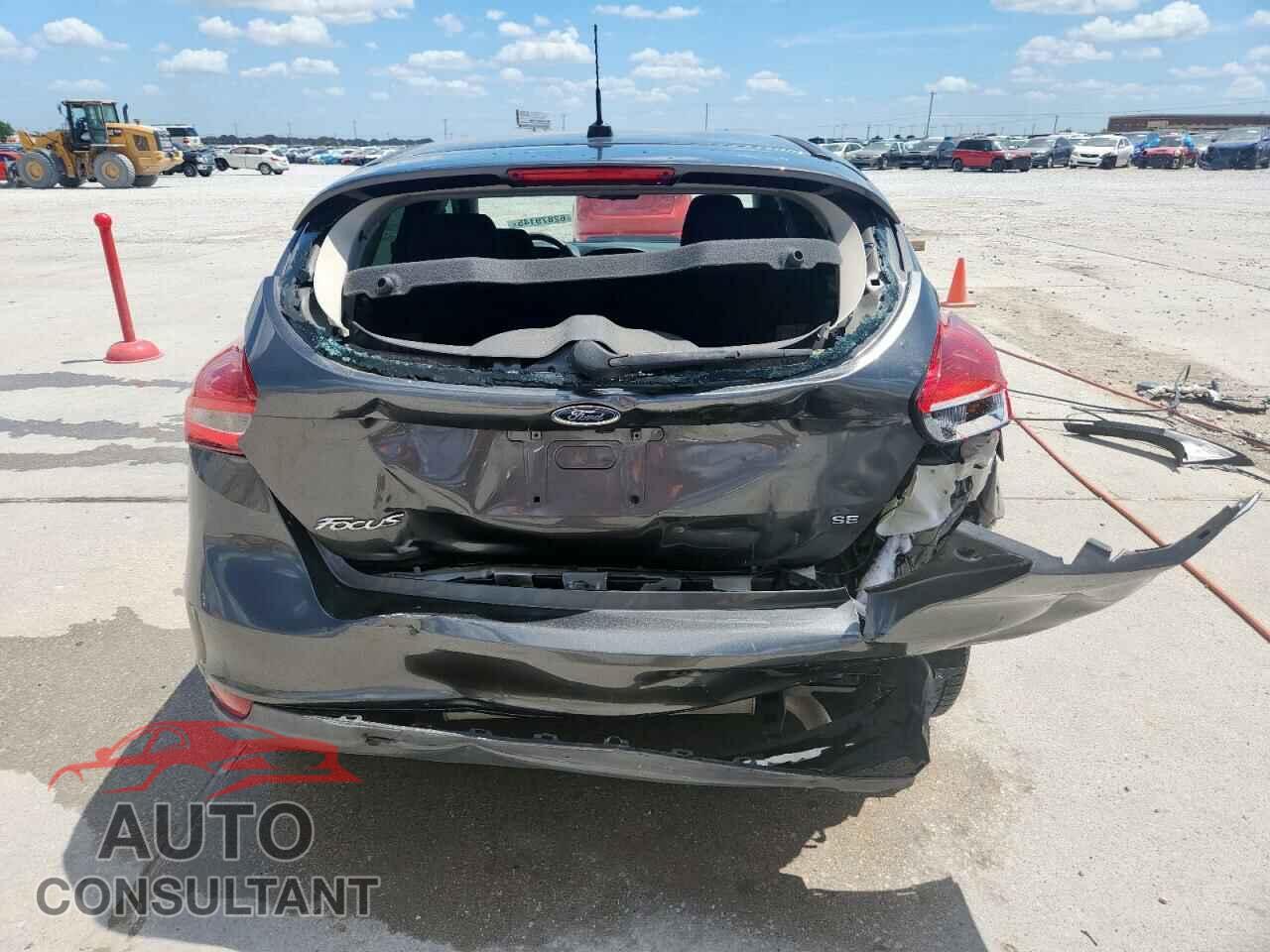 FORD FOCUS 2015 - 1FADP3K21FL348917
