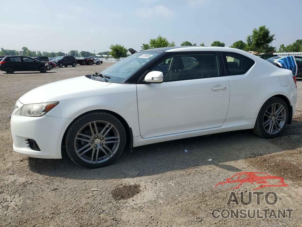 TOYOTA SCION 2013 - JTKJF5C73D3054902