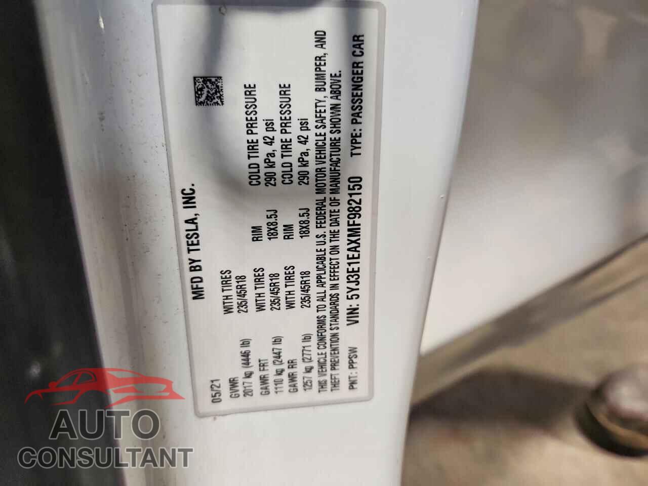 TESLA MODEL 3 2021 - 5YJ3E1EAXMF982150