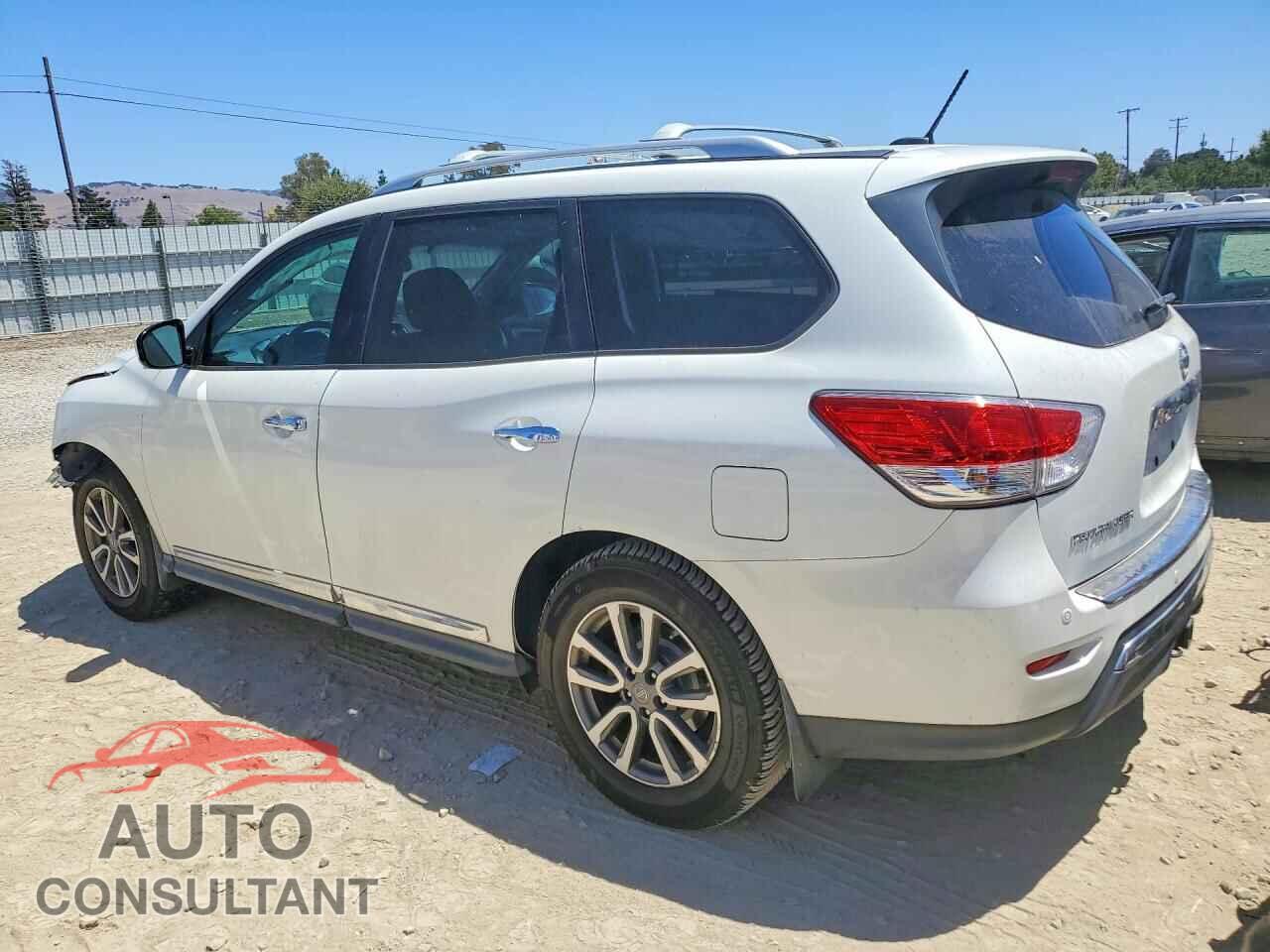 NISSAN PATHFINDER 2015 - 5N1AR2MN5FC702216