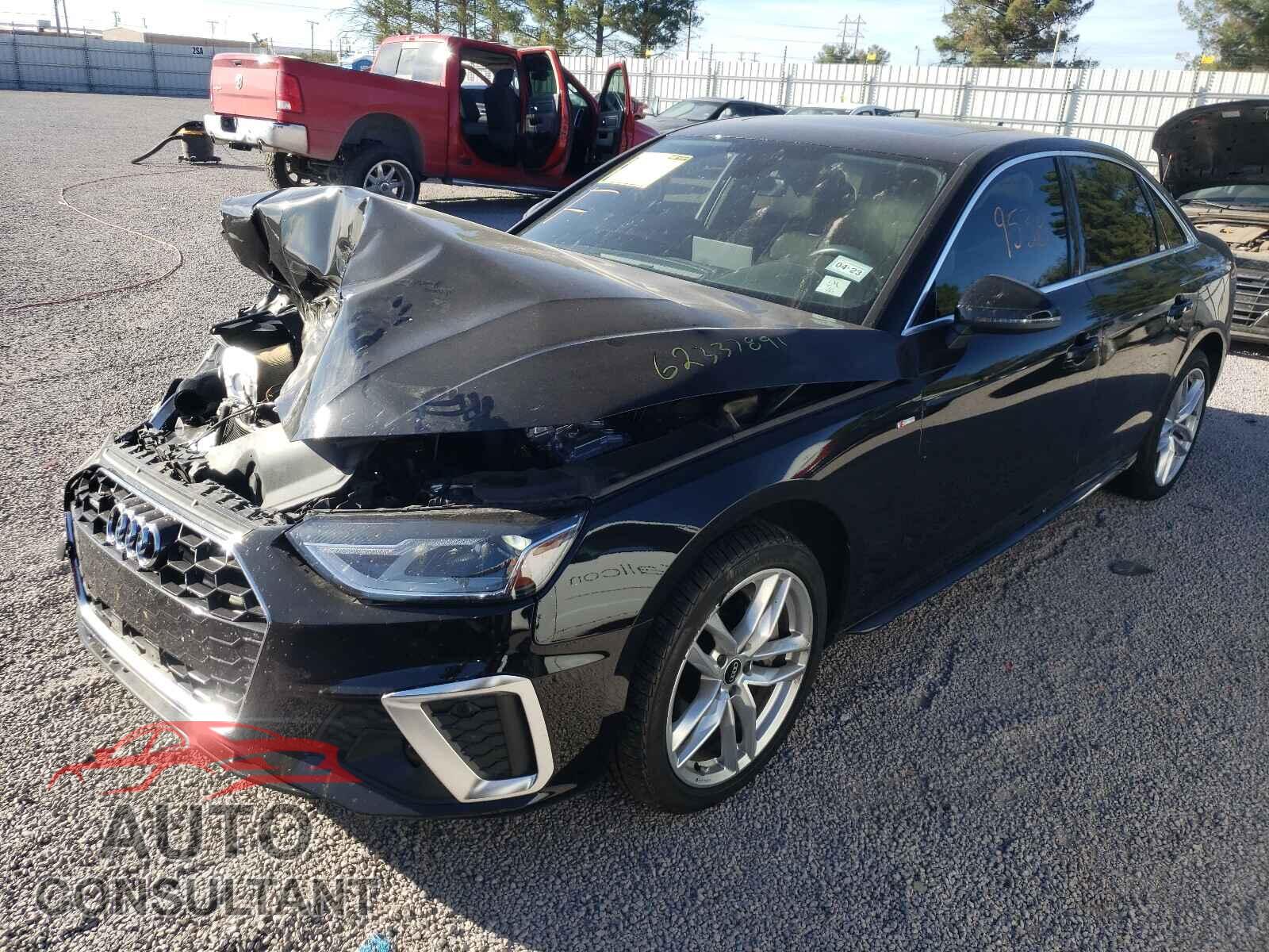 AUDI A4 2021 - WAUDAAF41MA044827
