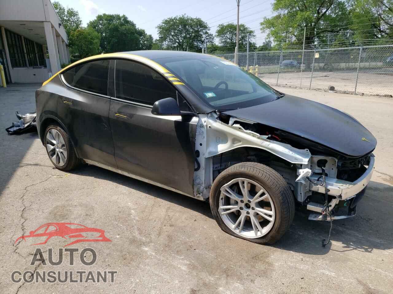 TESLA MODEL Y 2022 - 7SAYGDEE3NF440509