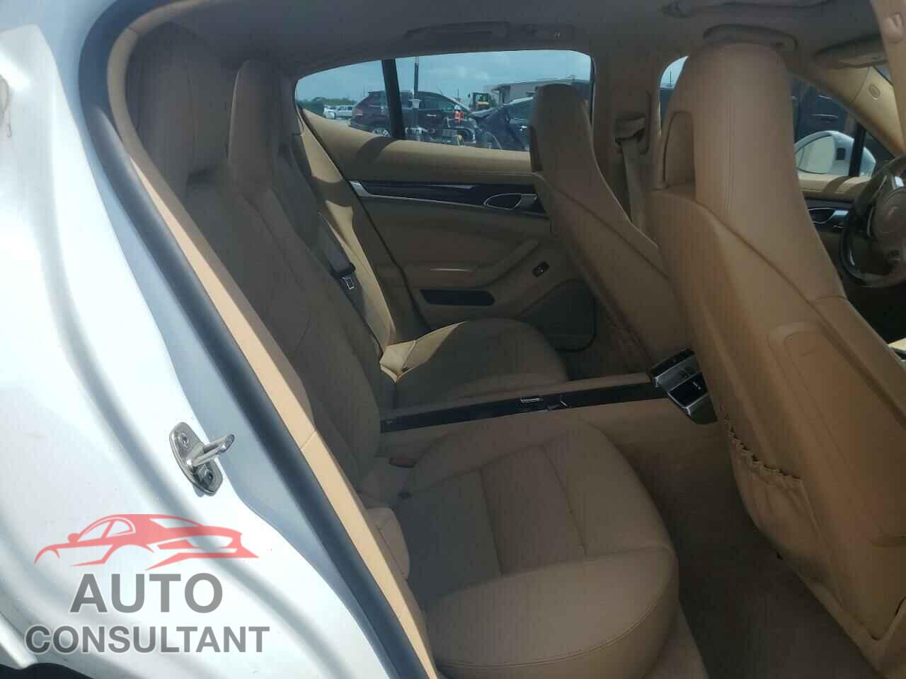 PORSCHE PANAMERA 2015 - WP0AA2A72FL007340