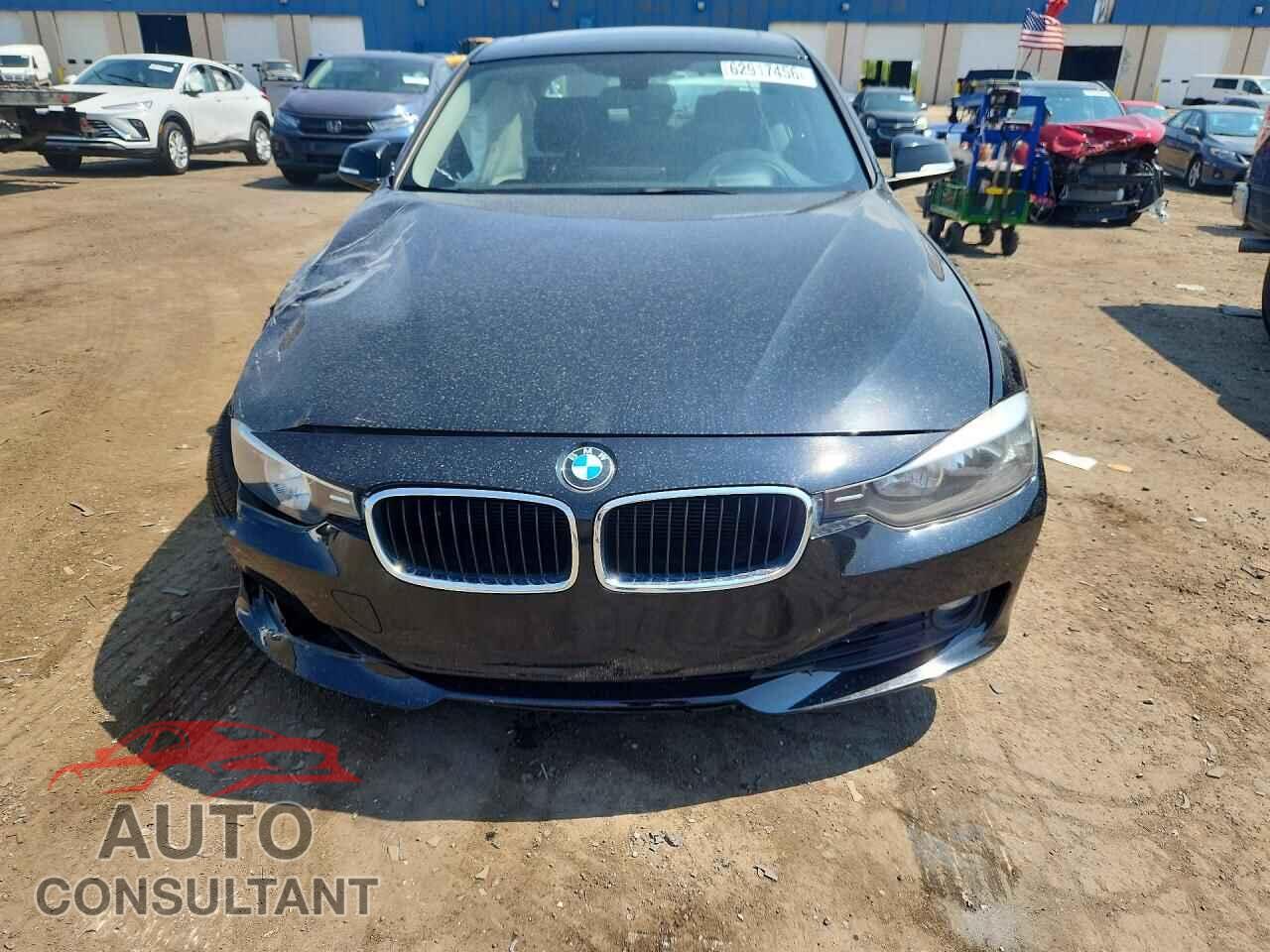BMW 3 SERIES 2013 - WBA3B3C57DF540414
