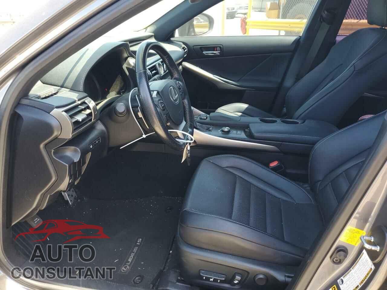 LEXUS IS 2016 - JTHBA1D24G5007374