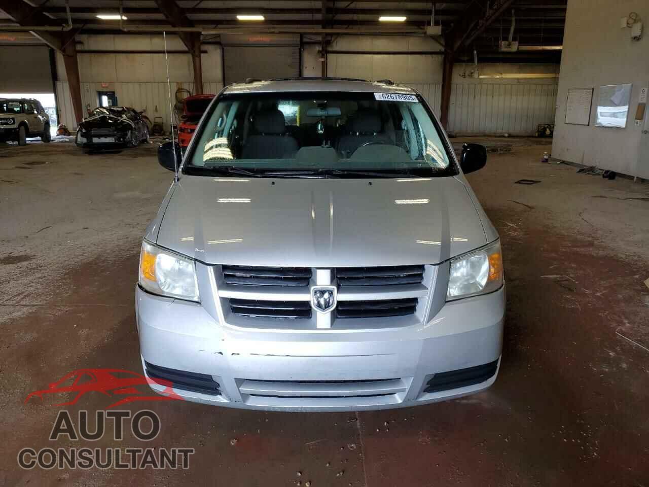 DODGE CARAVAN 2010 - 2D4RN3D17AR438120