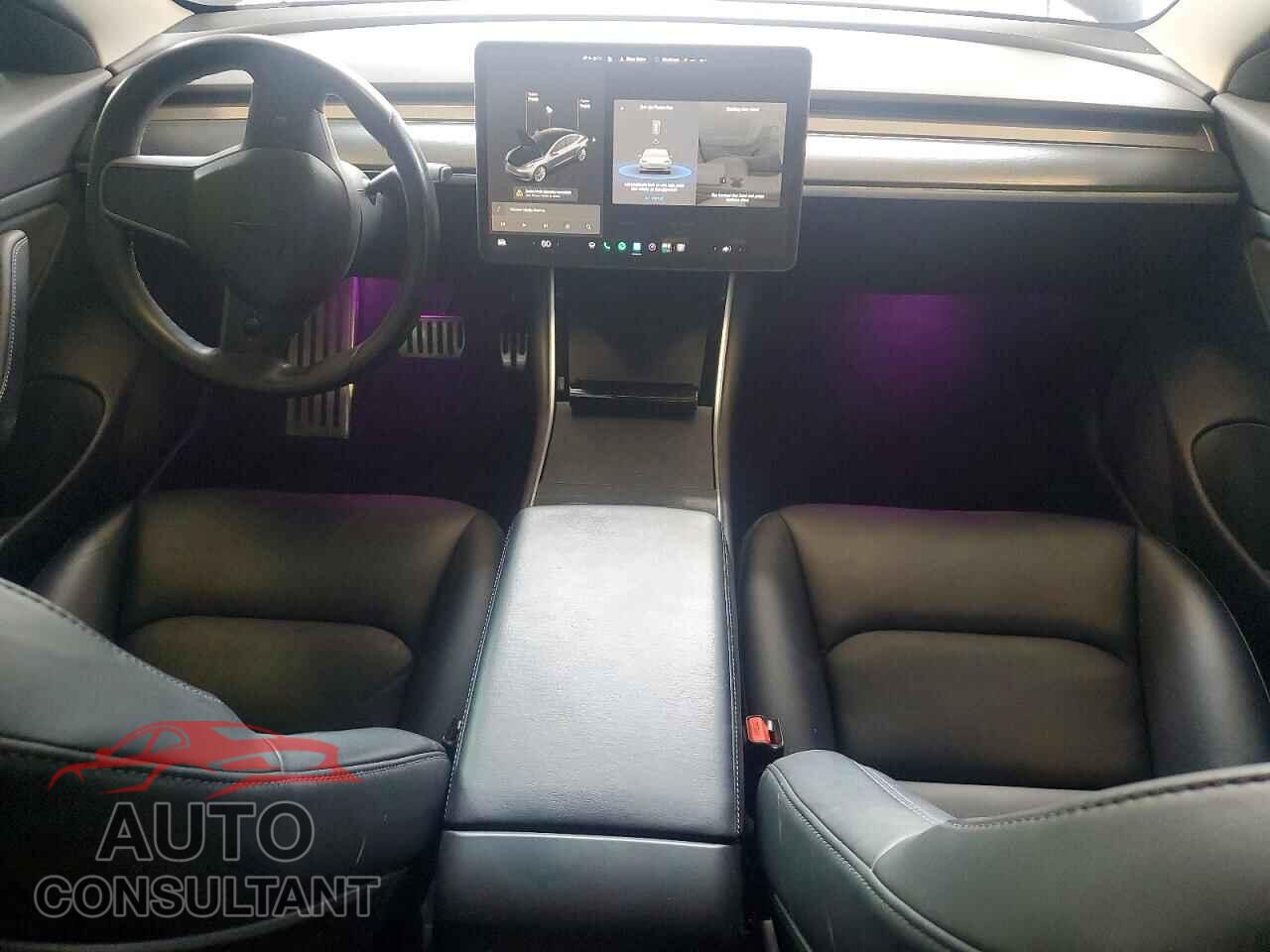 TESLA MODEL 3 2018 - 5YJ3E1EB9JF076978