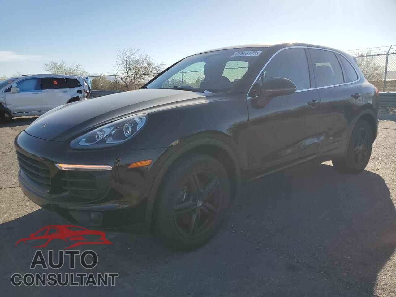 PORSCHE CAYENNE 2016 - WP1AA2A26GKA13295