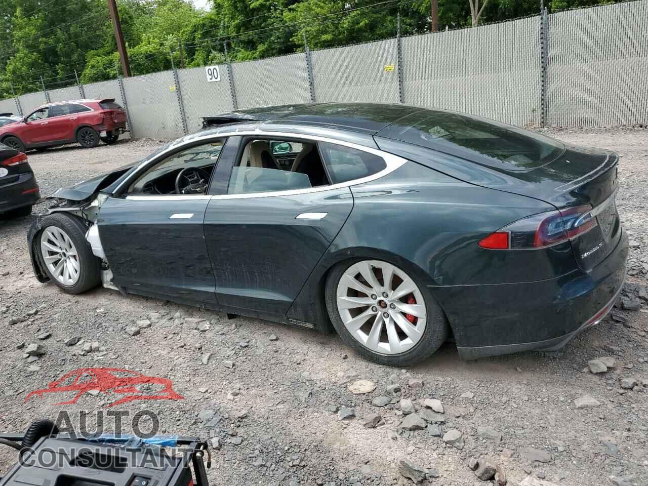TESLA MODEL S 2014 - 5YJSA1H11EFP43736