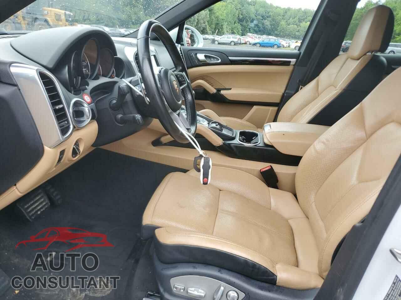 PORSCHE CAYENNE 2016 - WP1AF2A23GLA40336