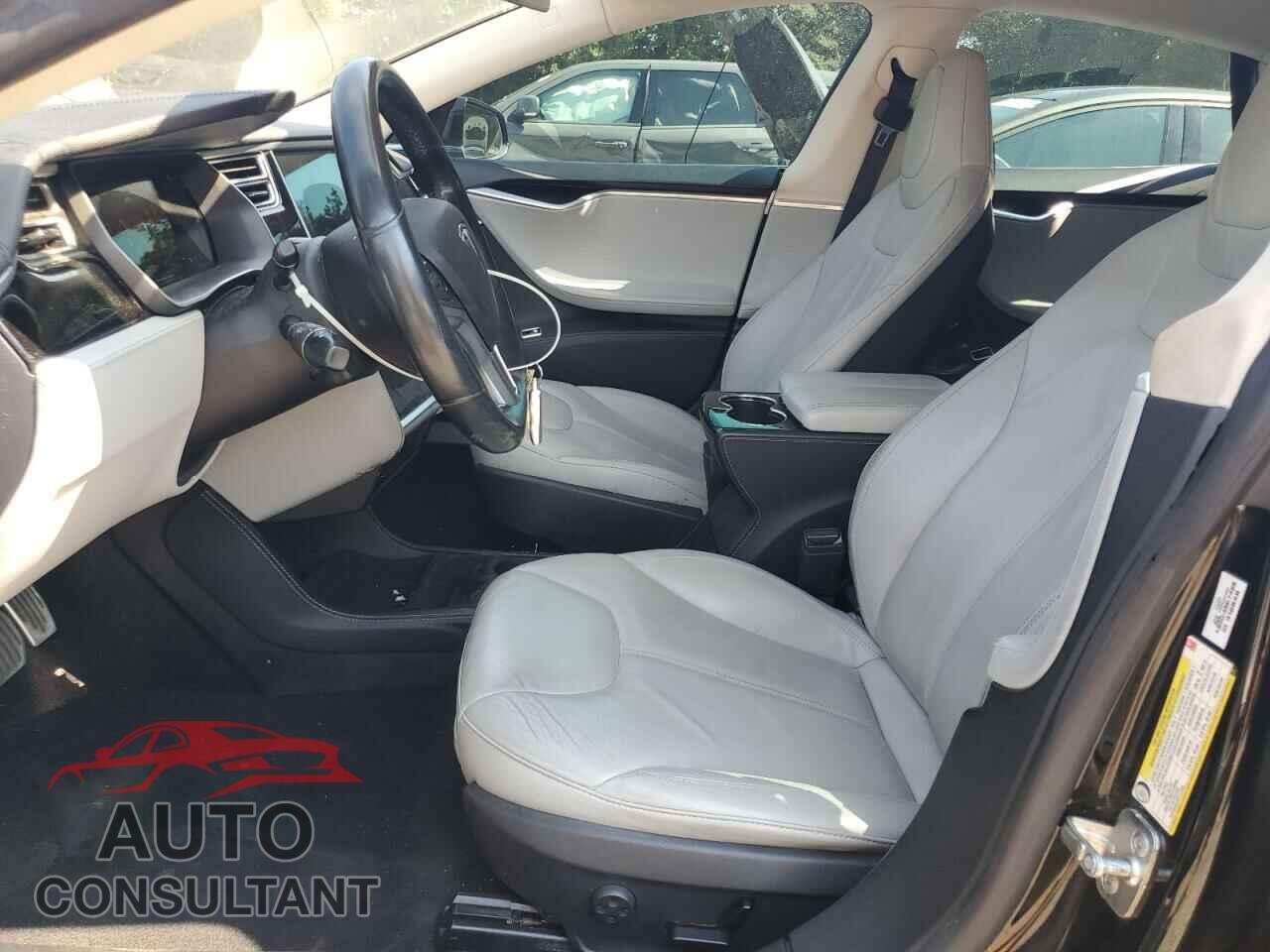 TESLA MODEL S 2014 - 5YJSA1H15EFP43464