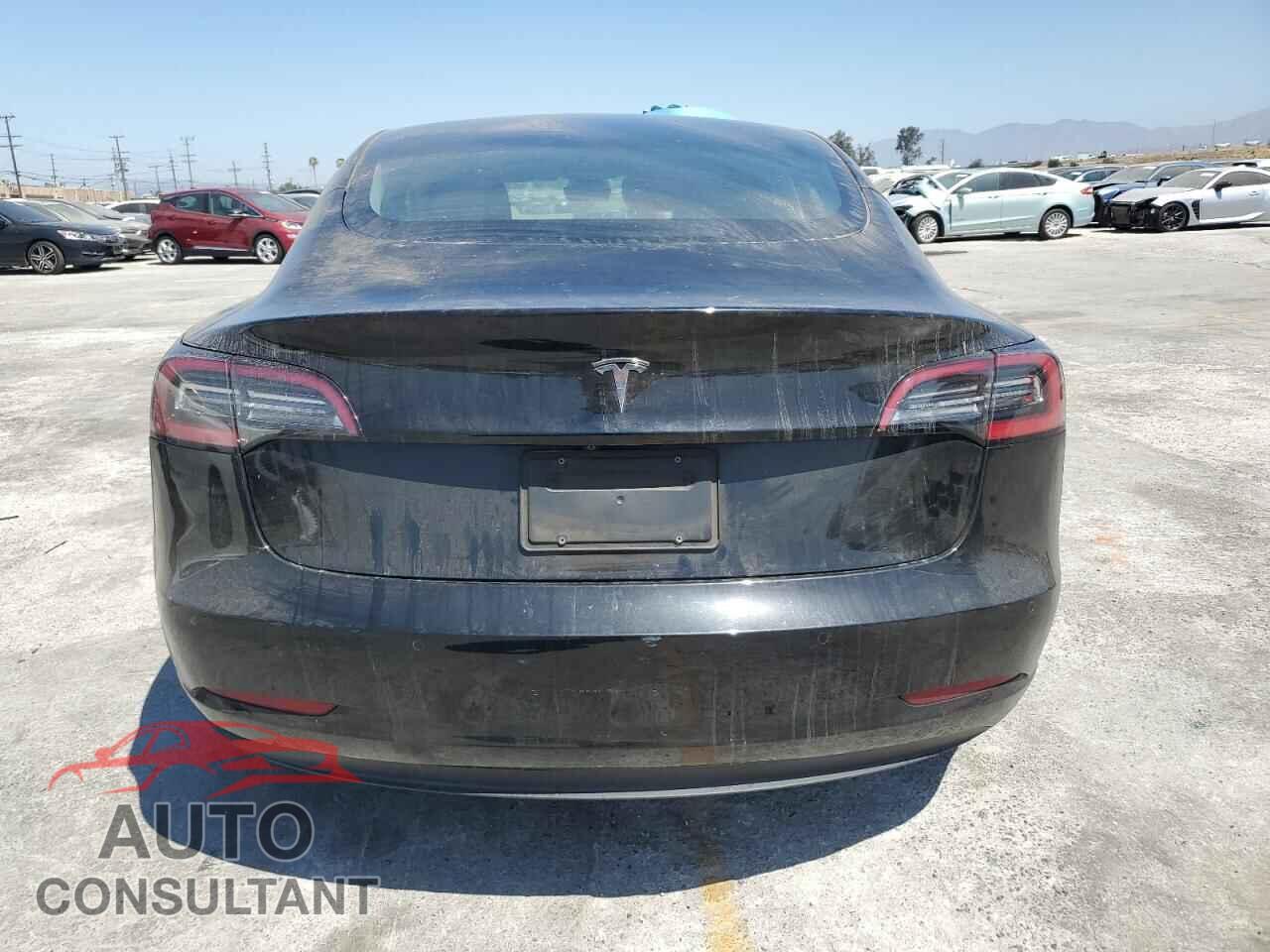 TESLA MODEL 3 2021 - 5YJ3E1EA9MF099124