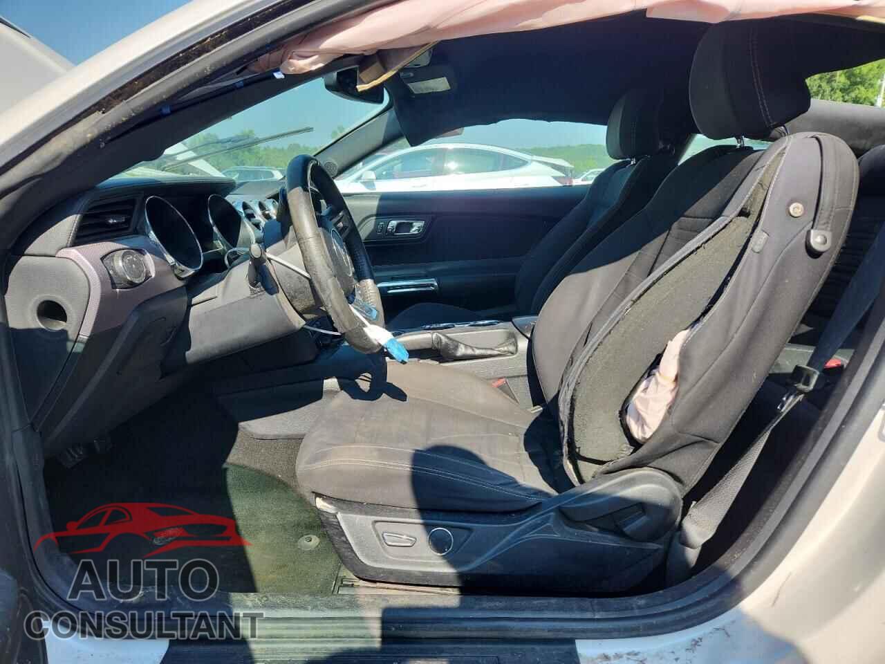 FORD MUSTANG 2017 - 1FA6P8CF4H5203157