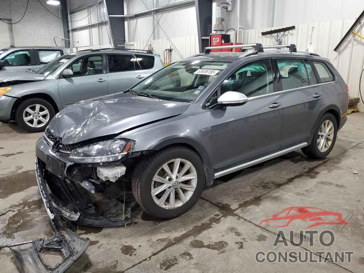 VOLKSWAGEN GOLF 2018 - 3VWM17AU9JM756883