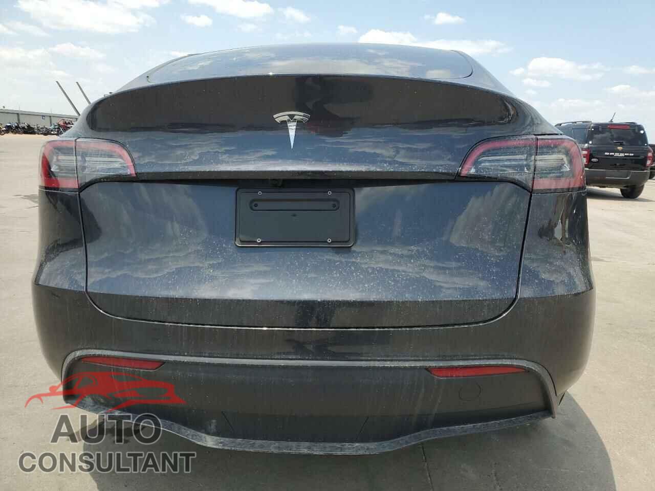 TESLA MODEL Y 2024 - 7SAYGDEDXRF053579