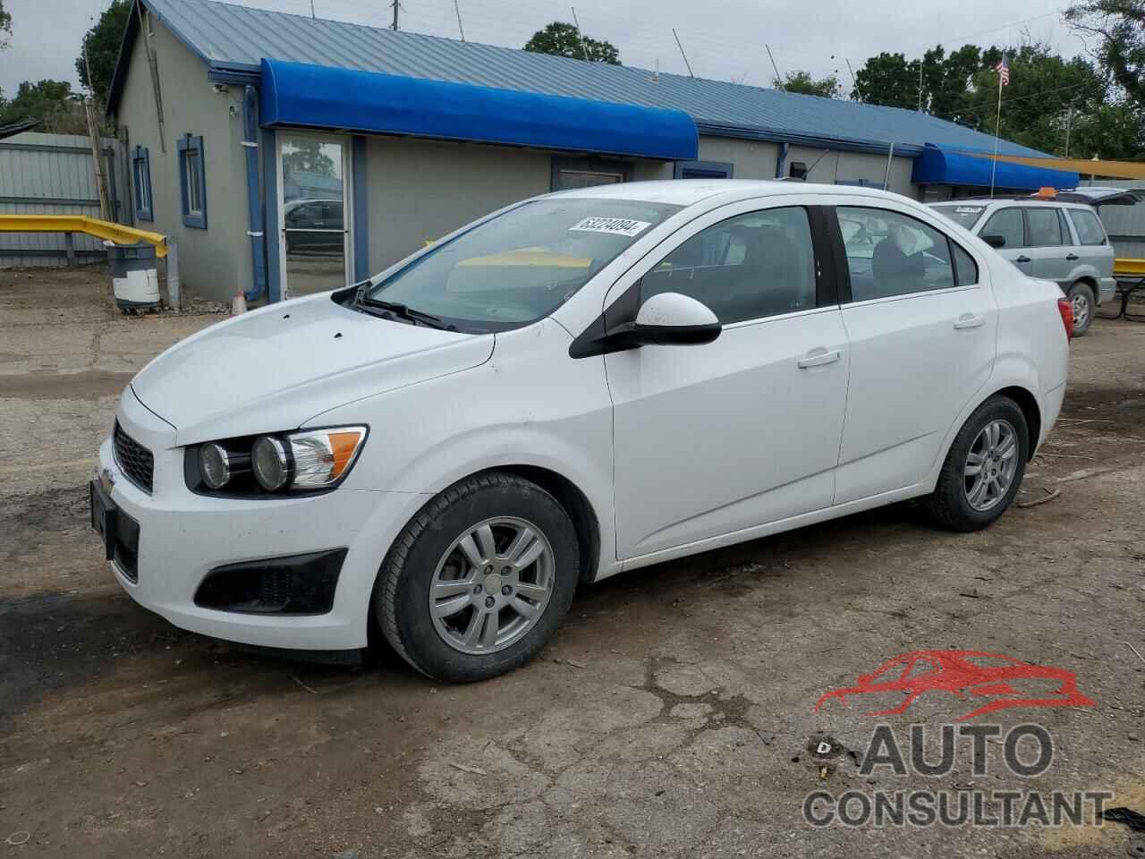 CHEVROLET SONIC 2016 - 1G1JC5SH1G4126133