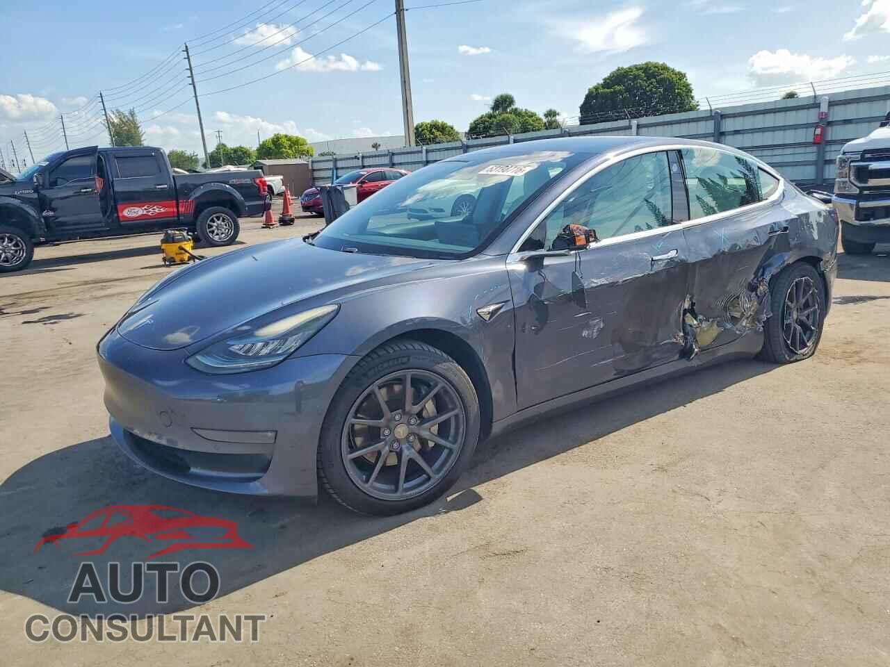 TESLA MODEL 3 2019 - 5YJ3E1EB6KF494593