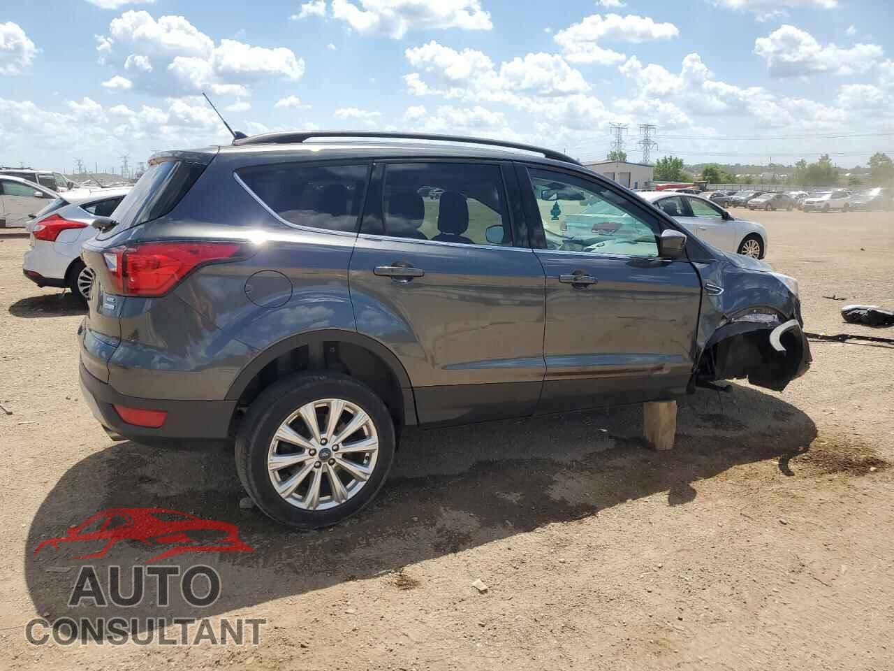 FORD ESCAPE 2019 - 1FMCU0HD2KUA13252