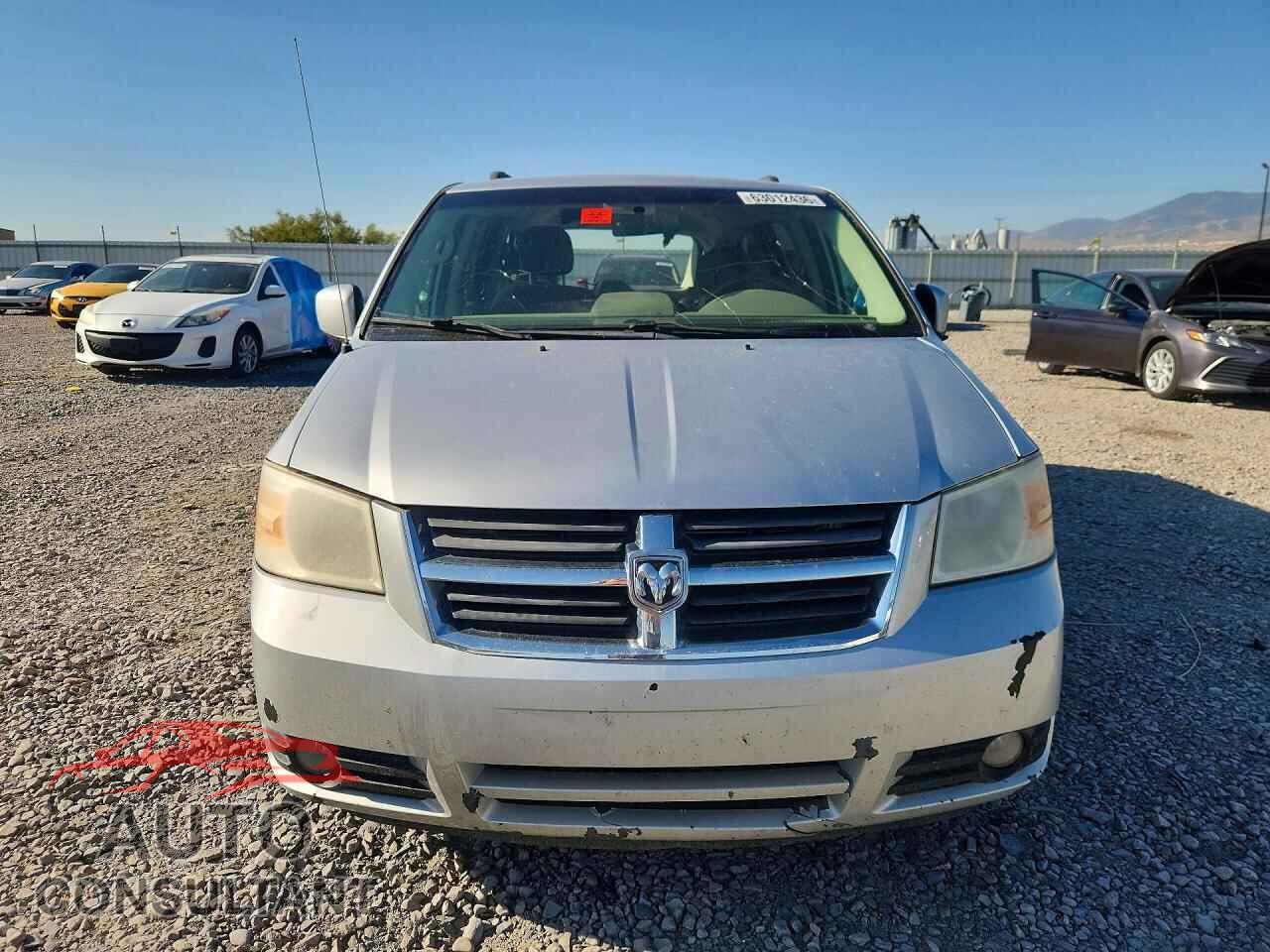 DODGE CARAVAN 2010 - 2D4RN5D16AR458595