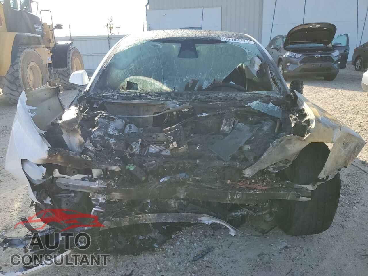 TESLA MODEL 3 2022 - 5YJ3E1EB5NF246887