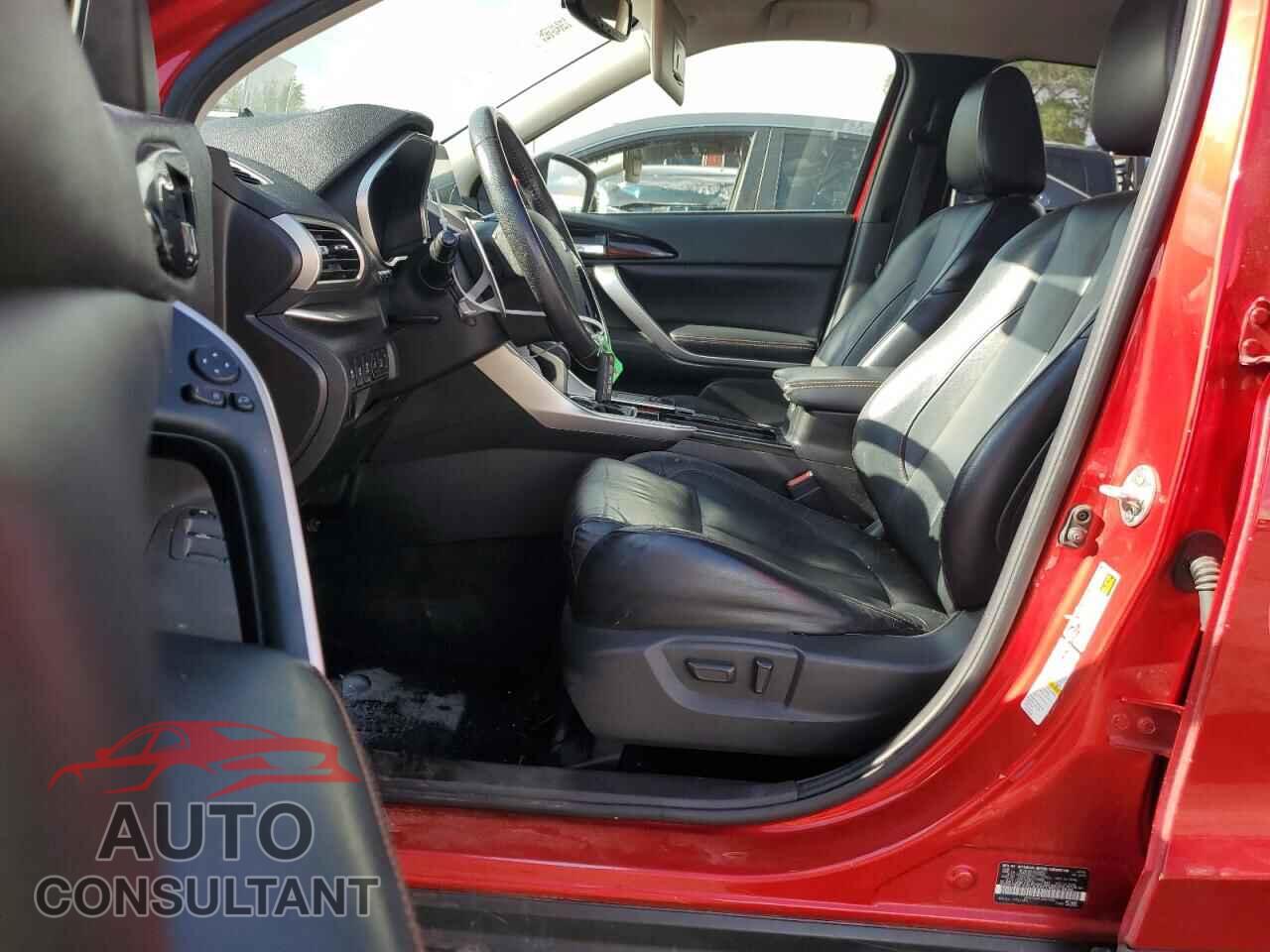 MITSUBISHI ECLIPSE 2018 - JA4AT5AA5JZ041389