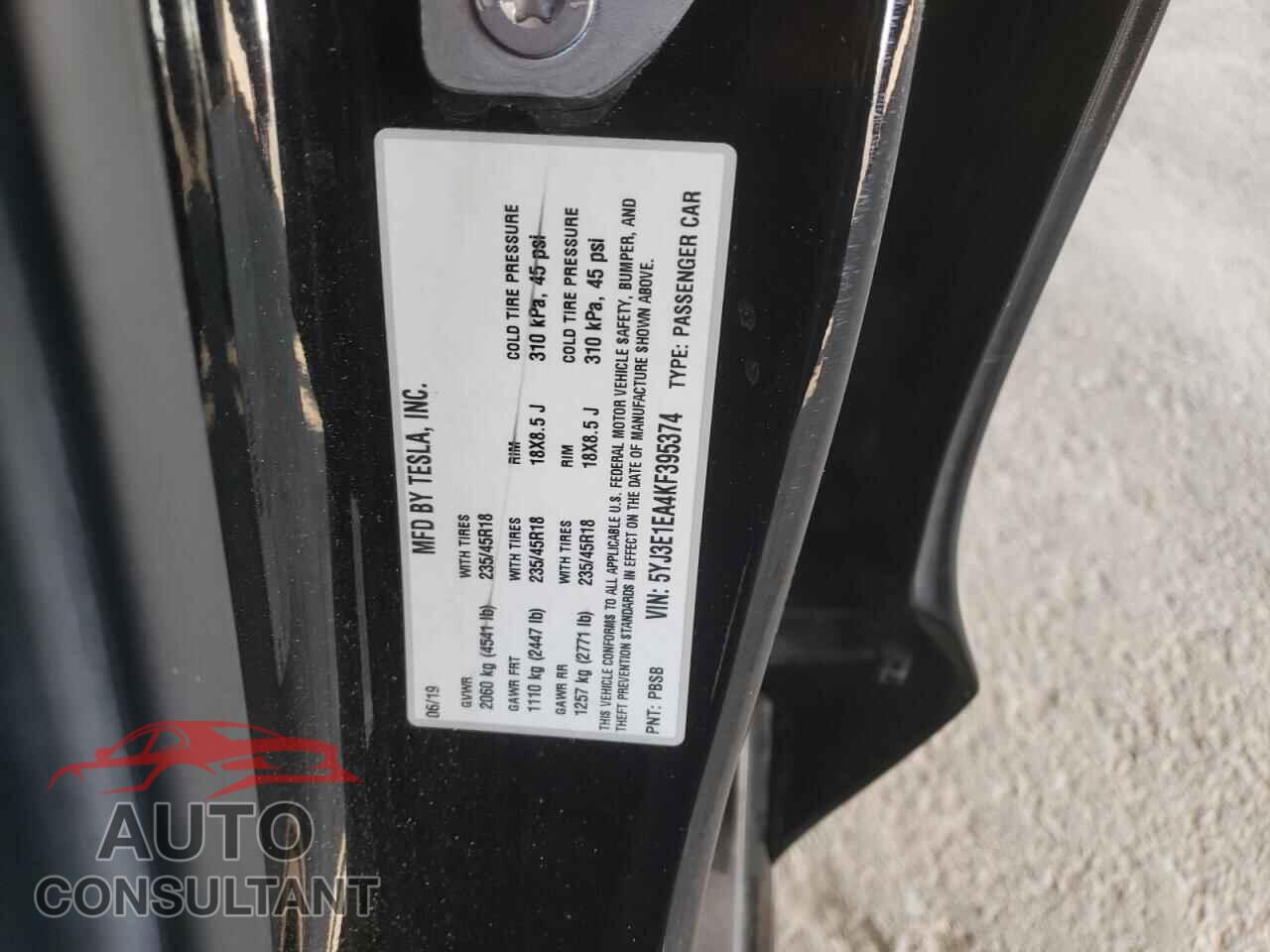 TESLA MODEL 3 2019 - 5YJ3E1EA4KF395374