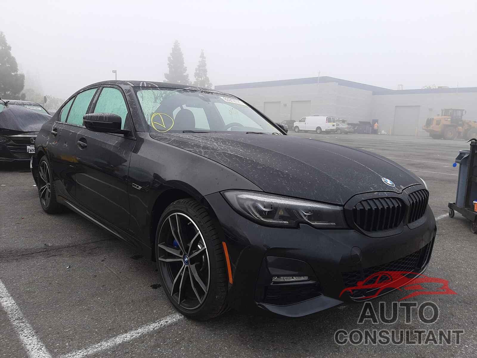 BMW 3 SERIES 2022 - WBA5P7C00NFL65883