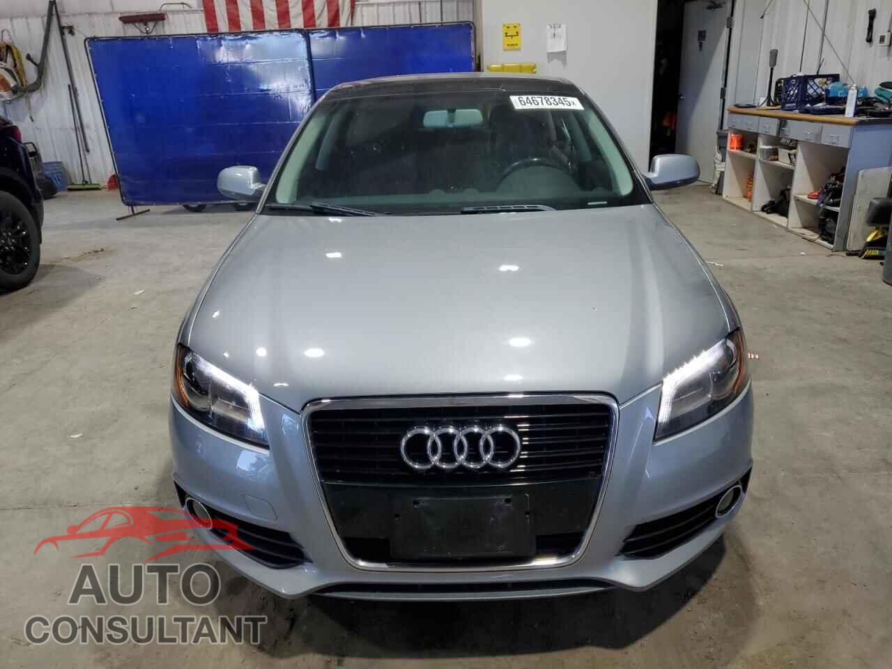 AUDI A3 2013 - WAUKJAFM8DA030110
