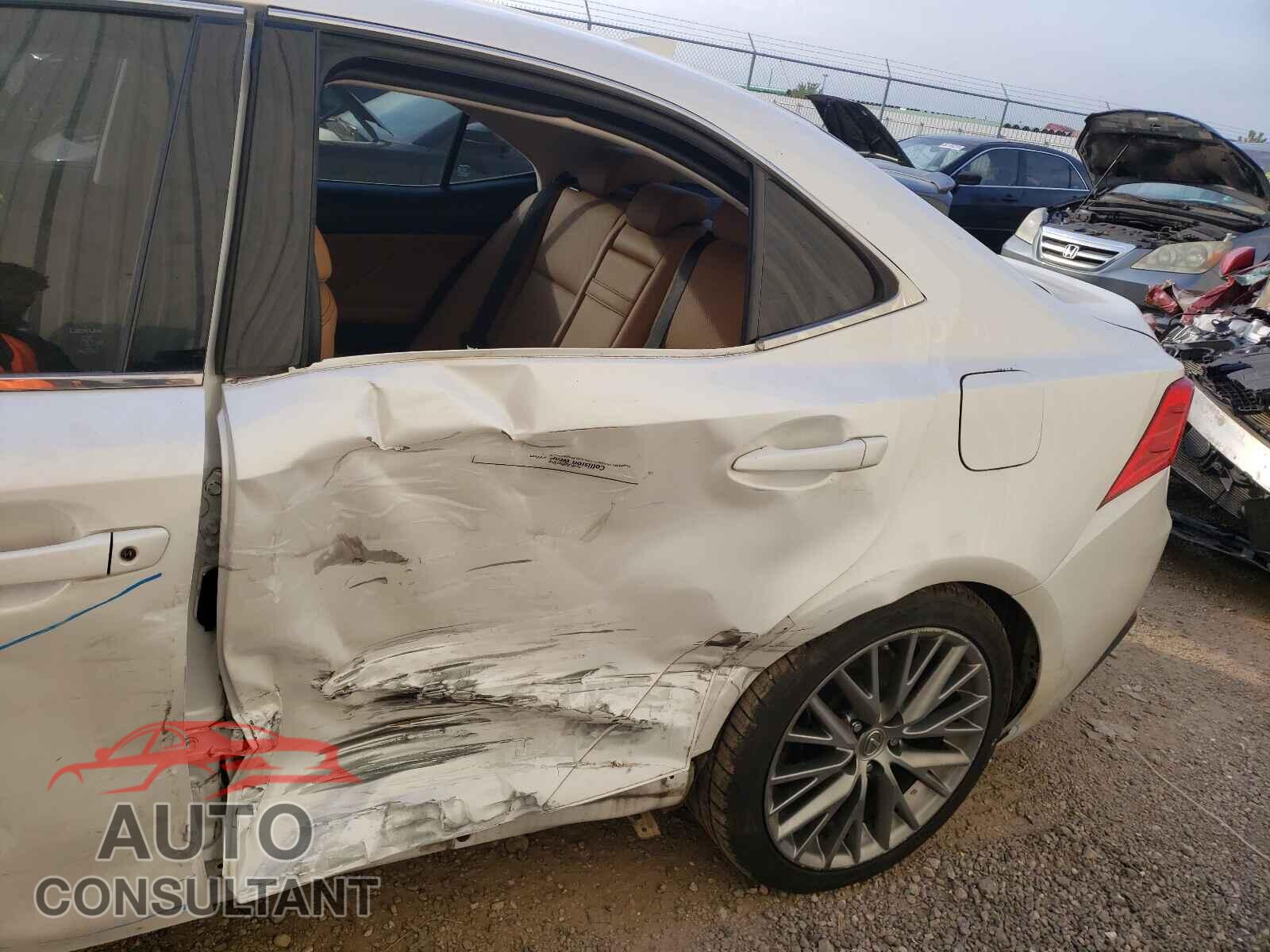 LEXUS IS 2017 - JTHBA1D24H5058150
