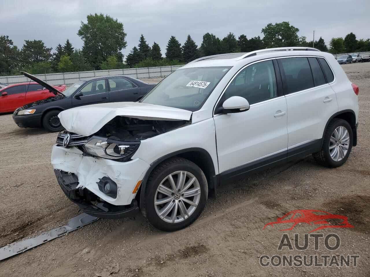 VOLKSWAGEN TIGUAN 2016 - WVGAV7AX9GW614056