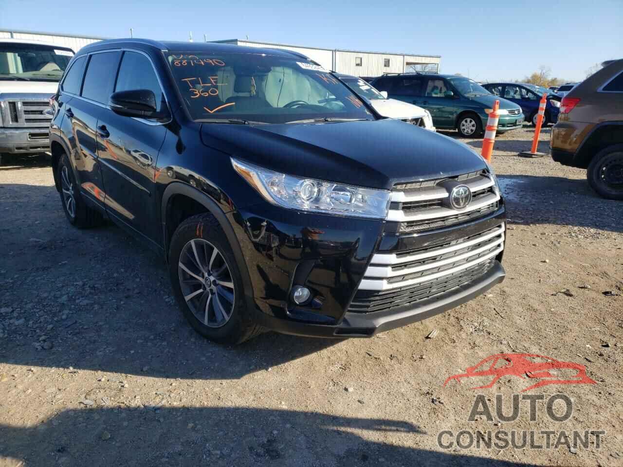 TOYOTA HIGHLANDER 2018 - 5TDJZRFH4JS881490