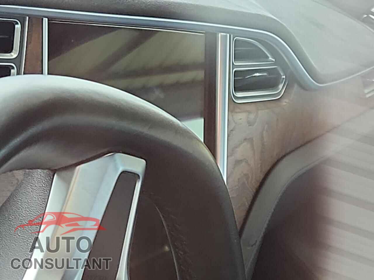 TESLA MODEL S 2017 - 5YJSA1E27HF189460