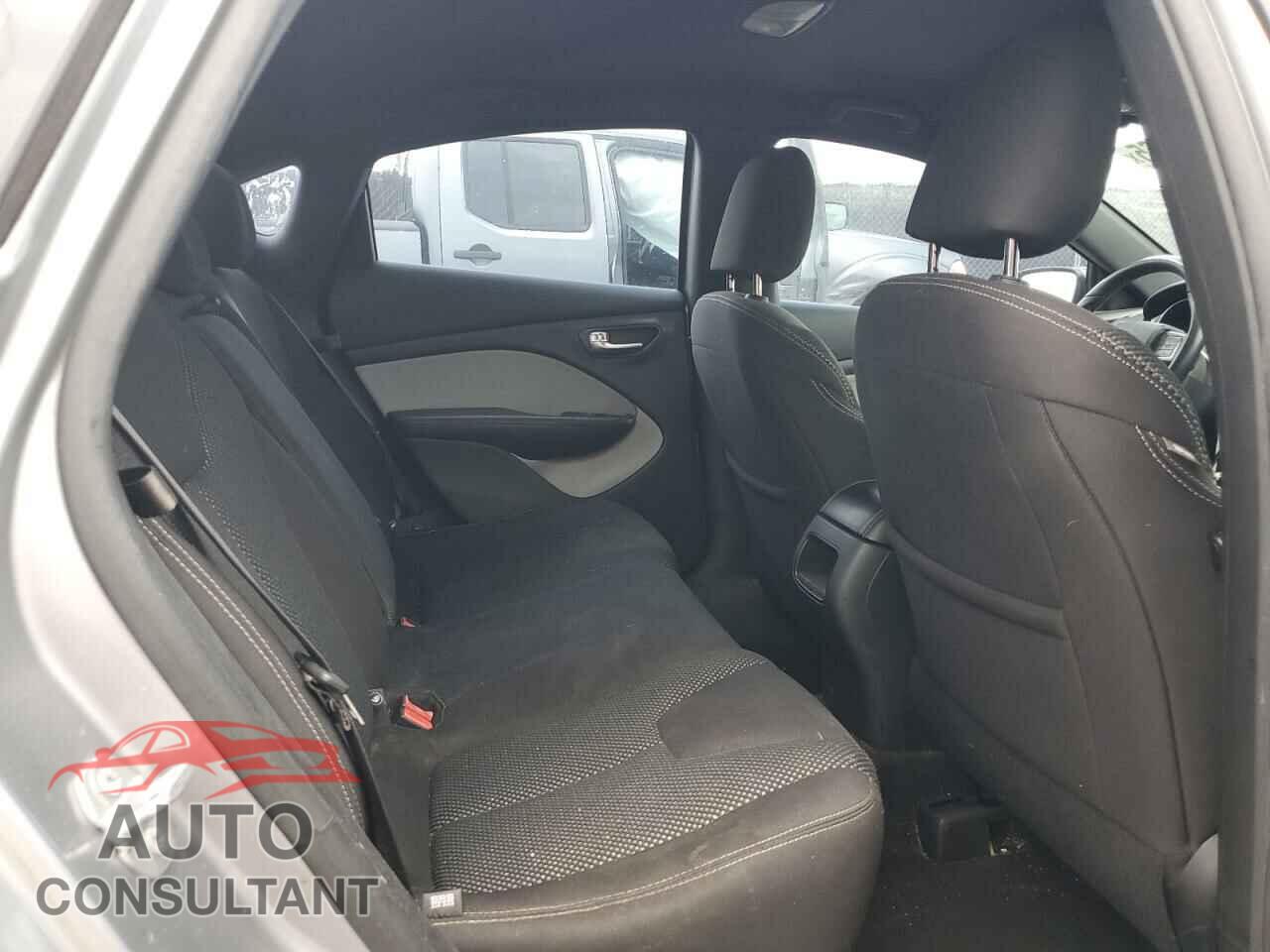 DODGE DART 2015 - 1C3CDFBB4FD243884