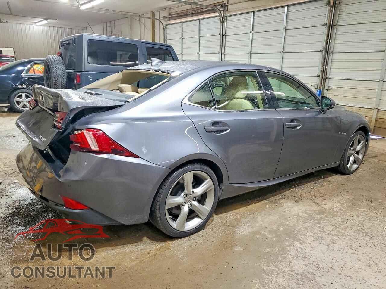 LEXUS IS 2014 - JTHBE1D27E5000761