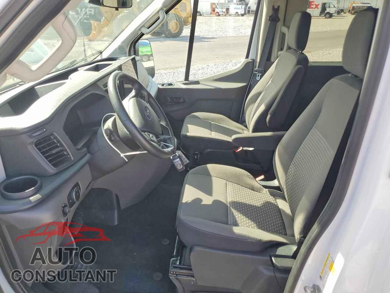 FORD TRANSIT 2026 - 1FBAX2C84TKA28152